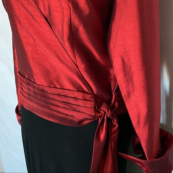 ⭐️HOST PICK⭐️ Coldwater Creek Glamour Wrap Blouse - Picture 6 of 16